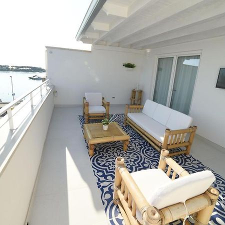 Latino Rent Room B&B Vista Mare ปอร์โตเชซาเรโอ ภายนอก รูปภาพ