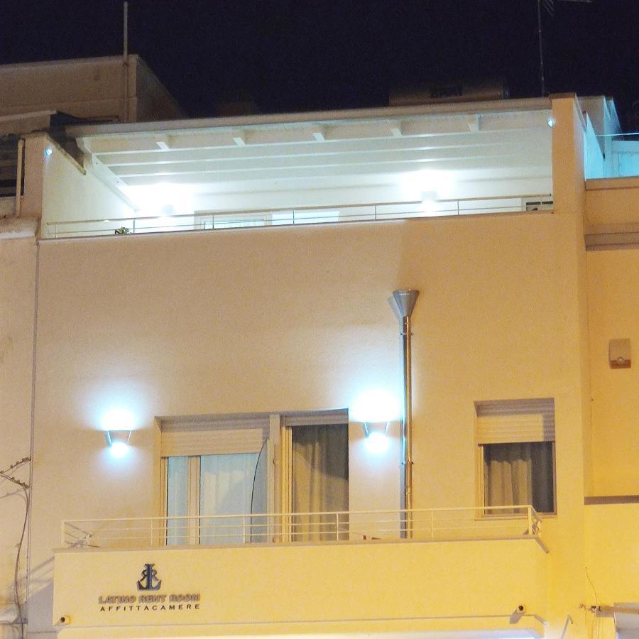 Latino Rent Room B&B Vista Mare ปอร์โตเชซาเรโอ ภายนอก รูปภาพ
