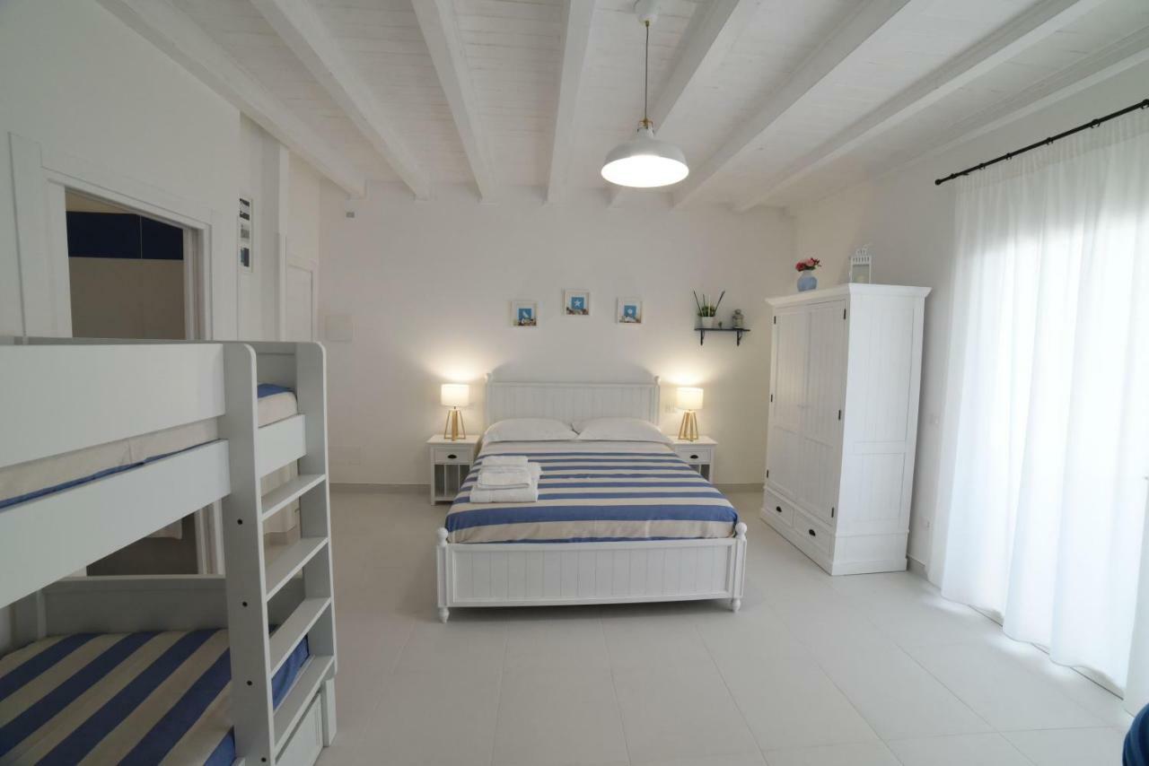 Latino Rent Room B&B Vista Mare ปอร์โตเชซาเรโอ ภายนอก รูปภาพ